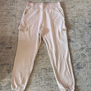 Abercrombie & Fitch Light Tan/Cream Joggers size Medium